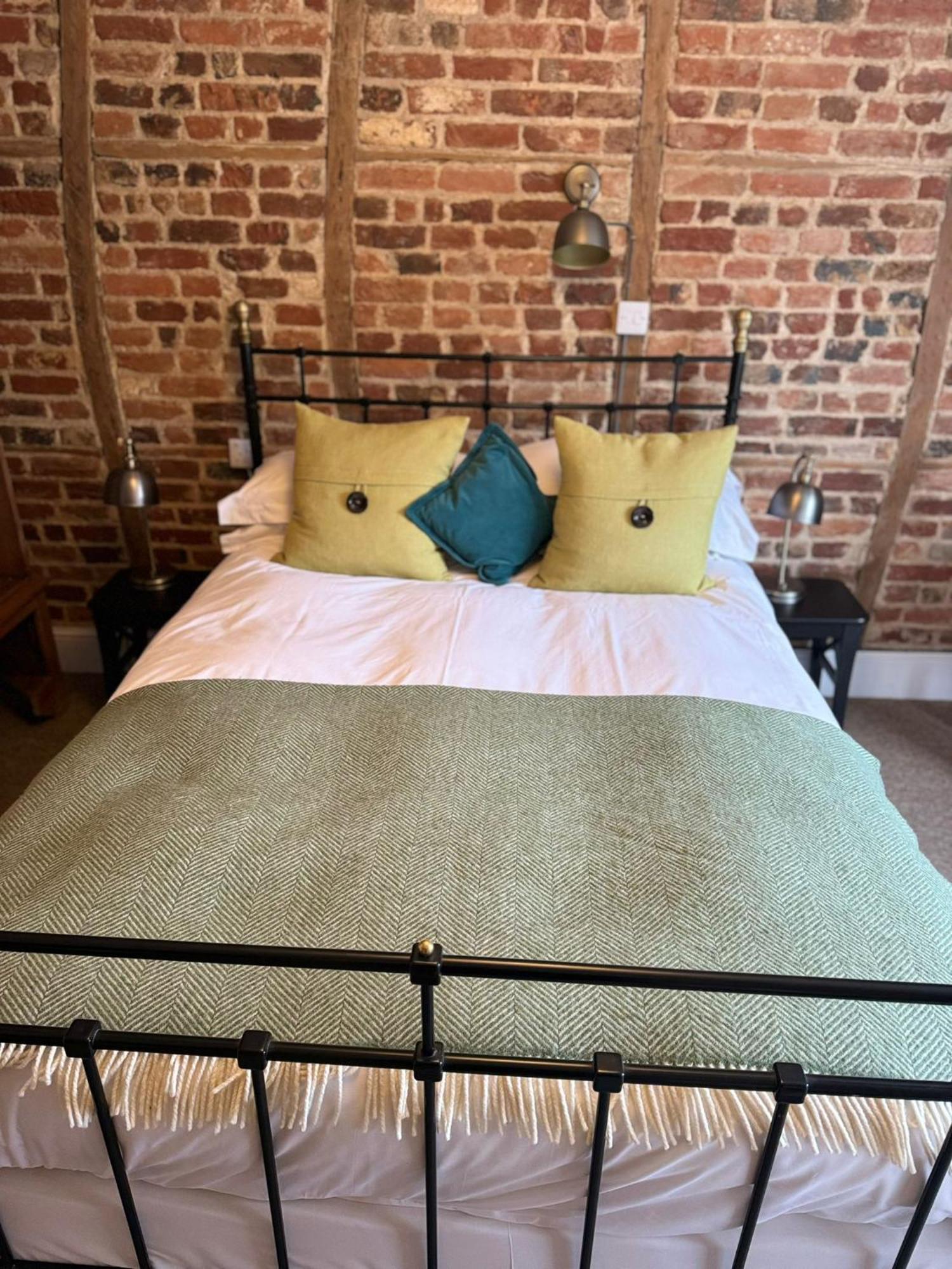 The Crown Inn Aldbourne