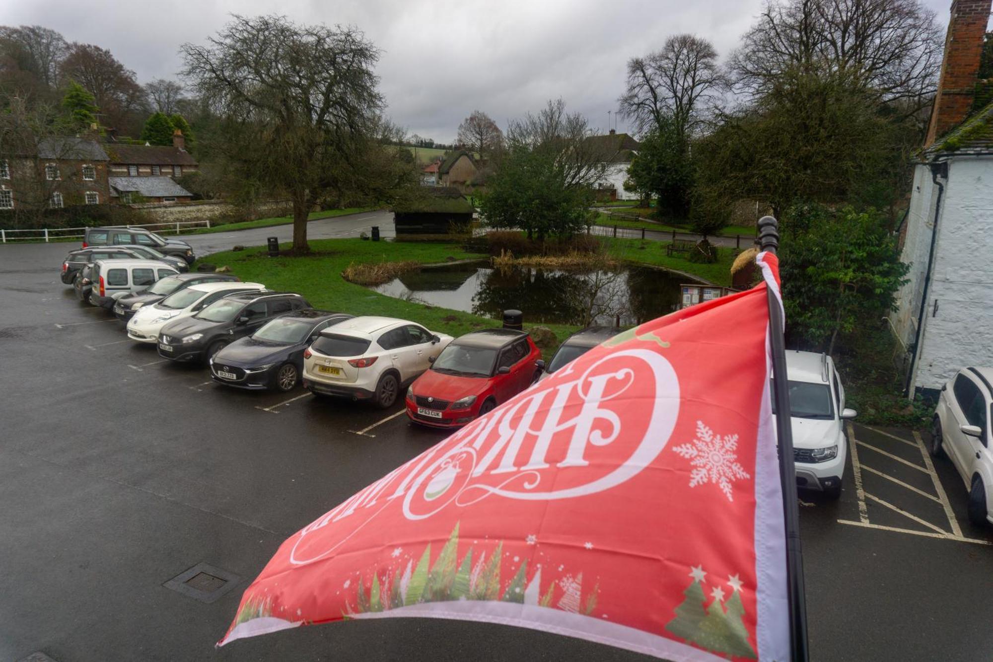 Inn The Crown 3*