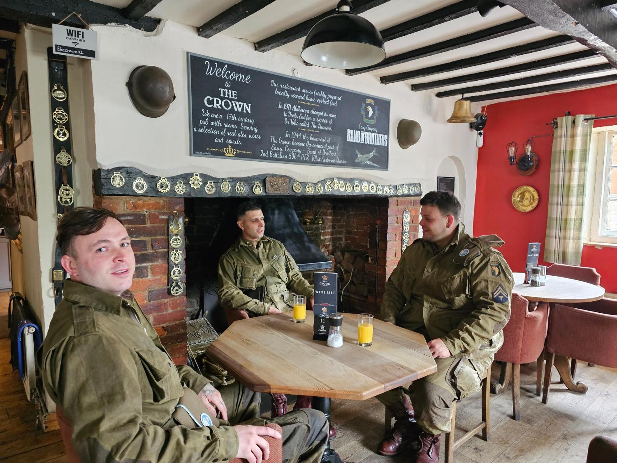 The Crown 3* Aldbourne